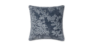 Loloi GPI13 Denim Pillow